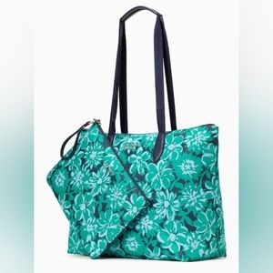 NWT Kate Spade Green Floral Large Tote With Wristlet Mel Packable Tote